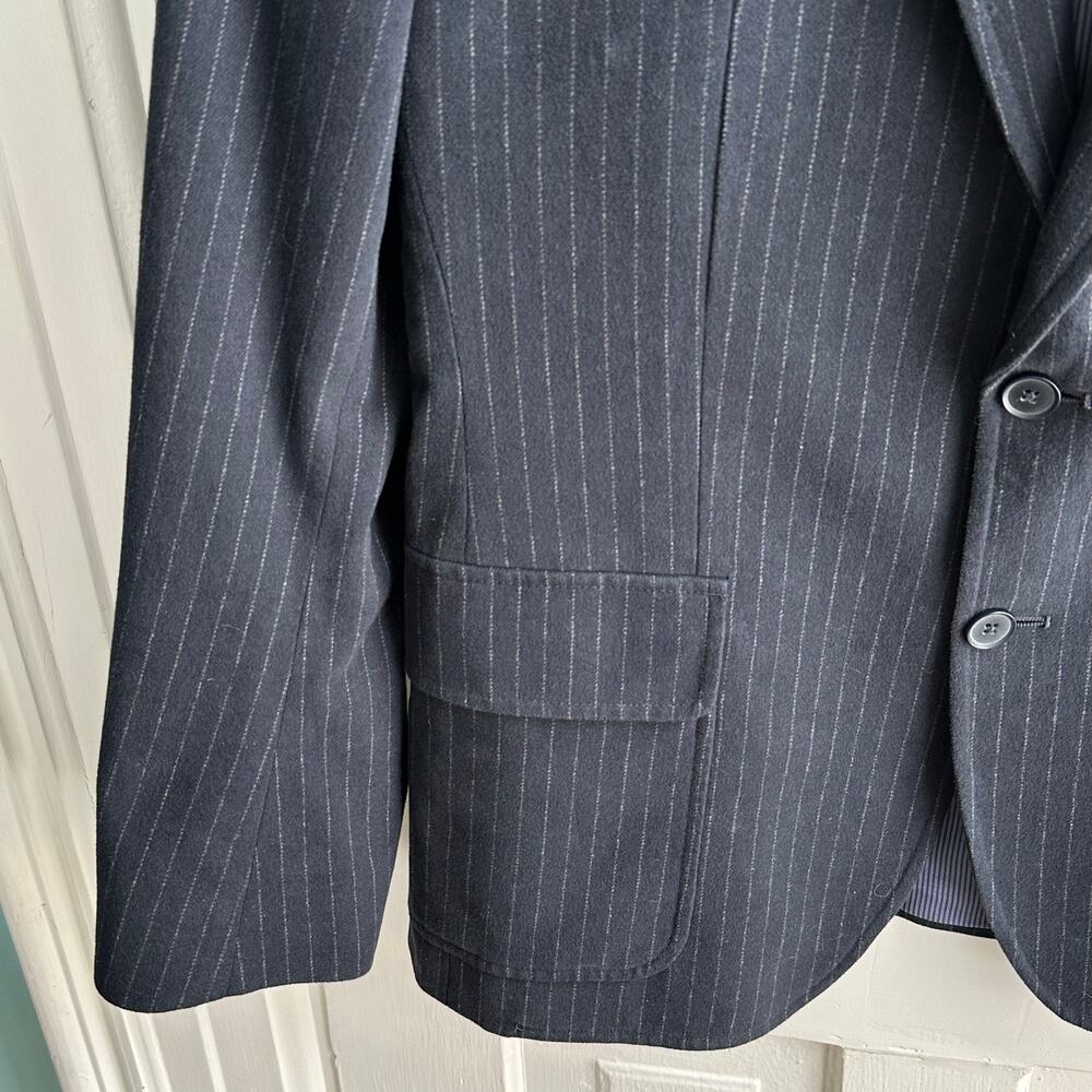 Banana Republic Tailored Fit Navy Pinstripe Blazer Sport Coat 40R Italian Fabric - Picture 6 of 9